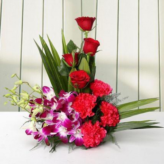 Cute Arrangement Carnations N Orchids